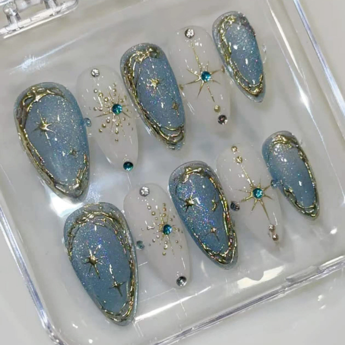 Nail Art Gliter - 24 adet Yaldızlı Yıldız Işığı Çubuklu
