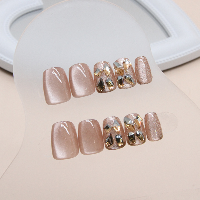 24 Adet Kedi Gözü El Yapımı Ta - Press On Nail Set incelemesi ve fiyatı