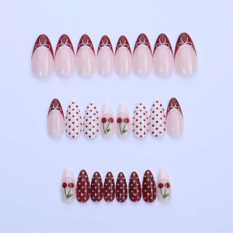 24 Adet Fanshion Kırmızı Frans - Nail Art Red Cherry incelemesi ve fiyatı