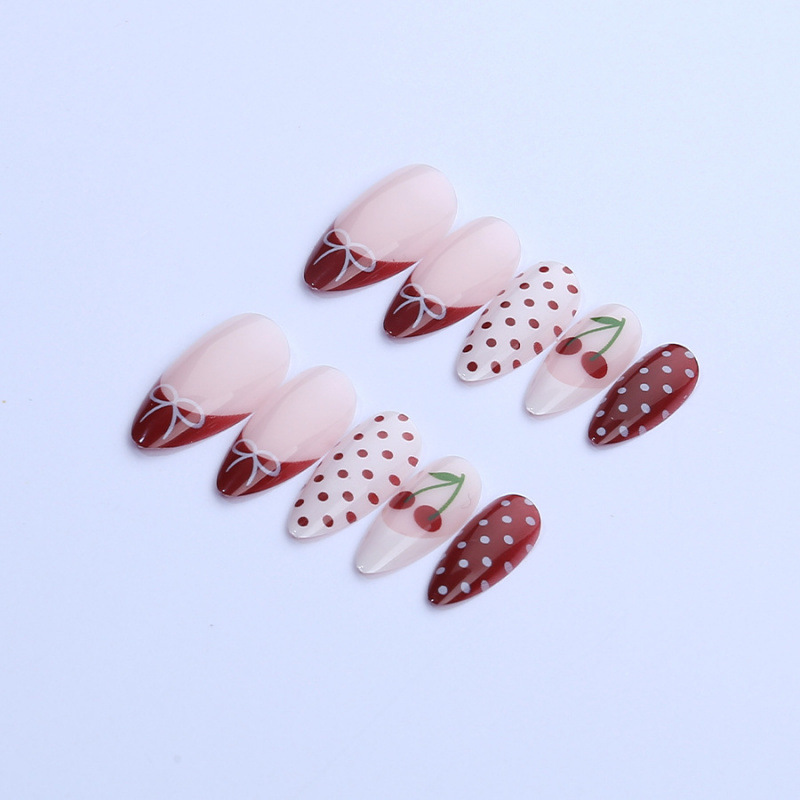24 Adet Fanshion Kırmızı Frans - Nail Art Red Cherry incelemesi ve fiyatı